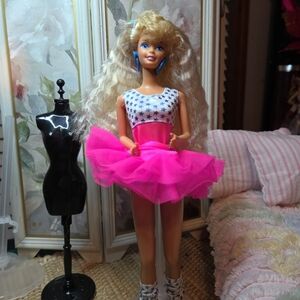 1989 Barbie And The All Stares Aurobic Bag To Dress
